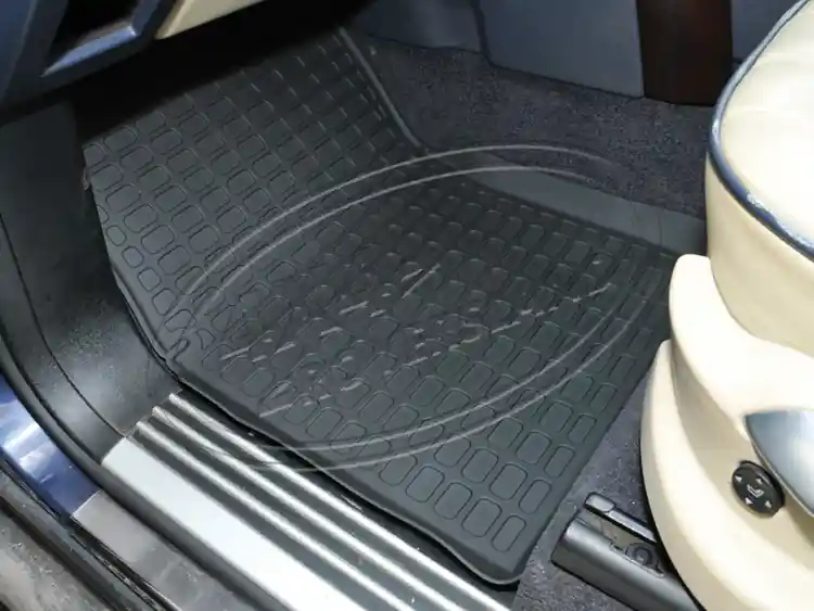 GUMMIMATTEN-SET - RROVER 02-09-RHD Highlight
